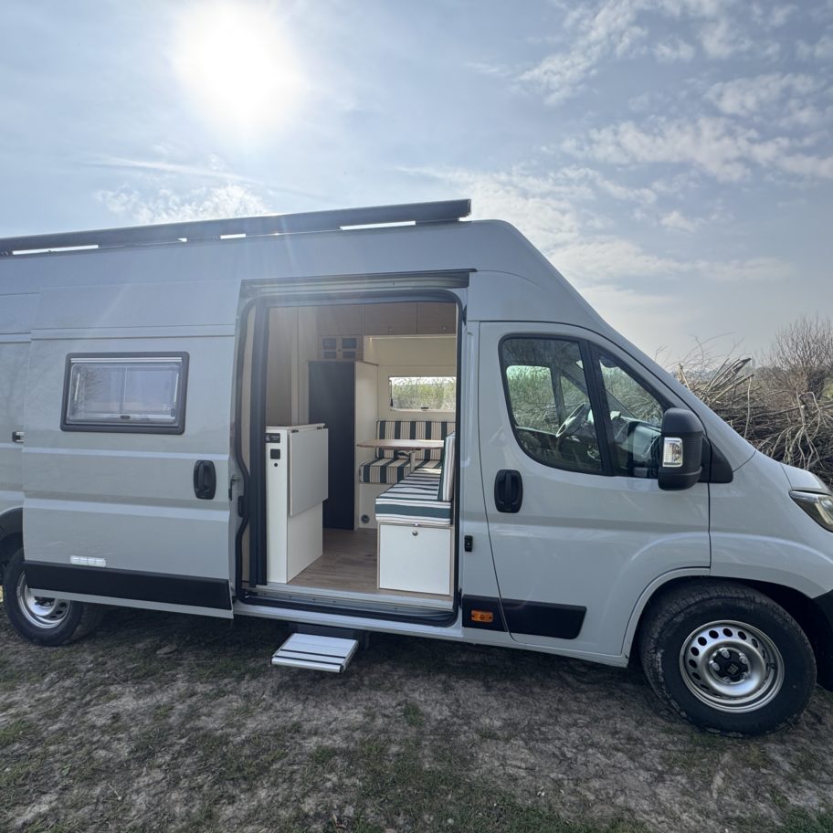 extérieur fourgon aménagé fiat ducato